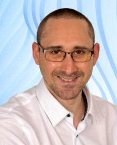 remy-fotor-bg-remover-2023082017520